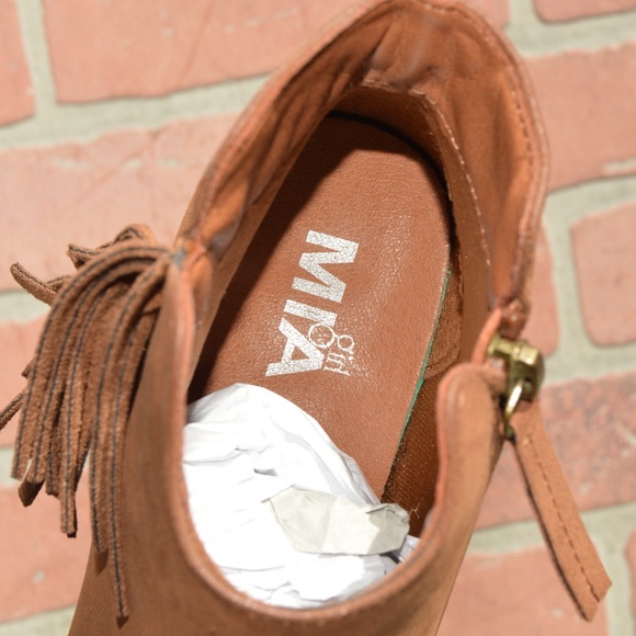 Mia Women’s Brown Avril Booties with Fringe Size 6.5 - Picture 9 of 10